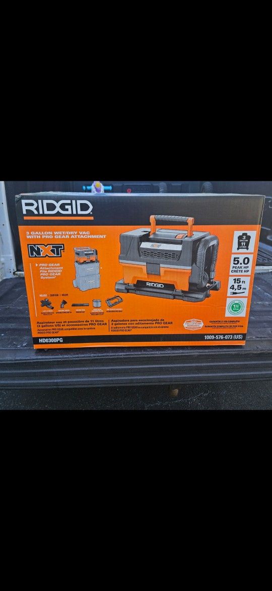 3 Gal. 5.0 Peak HP NXT Shop Vacuum Wet Dry Vac with Filter, Expandable Locking Hose, Accessories and Pro Gear Attachment