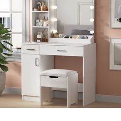 Vanity Set With Stool And Mirror
