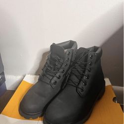 brand new tim’s i got them for 165 size 6.5 selling for 130 