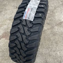 40x13.50x17 Toyo MT