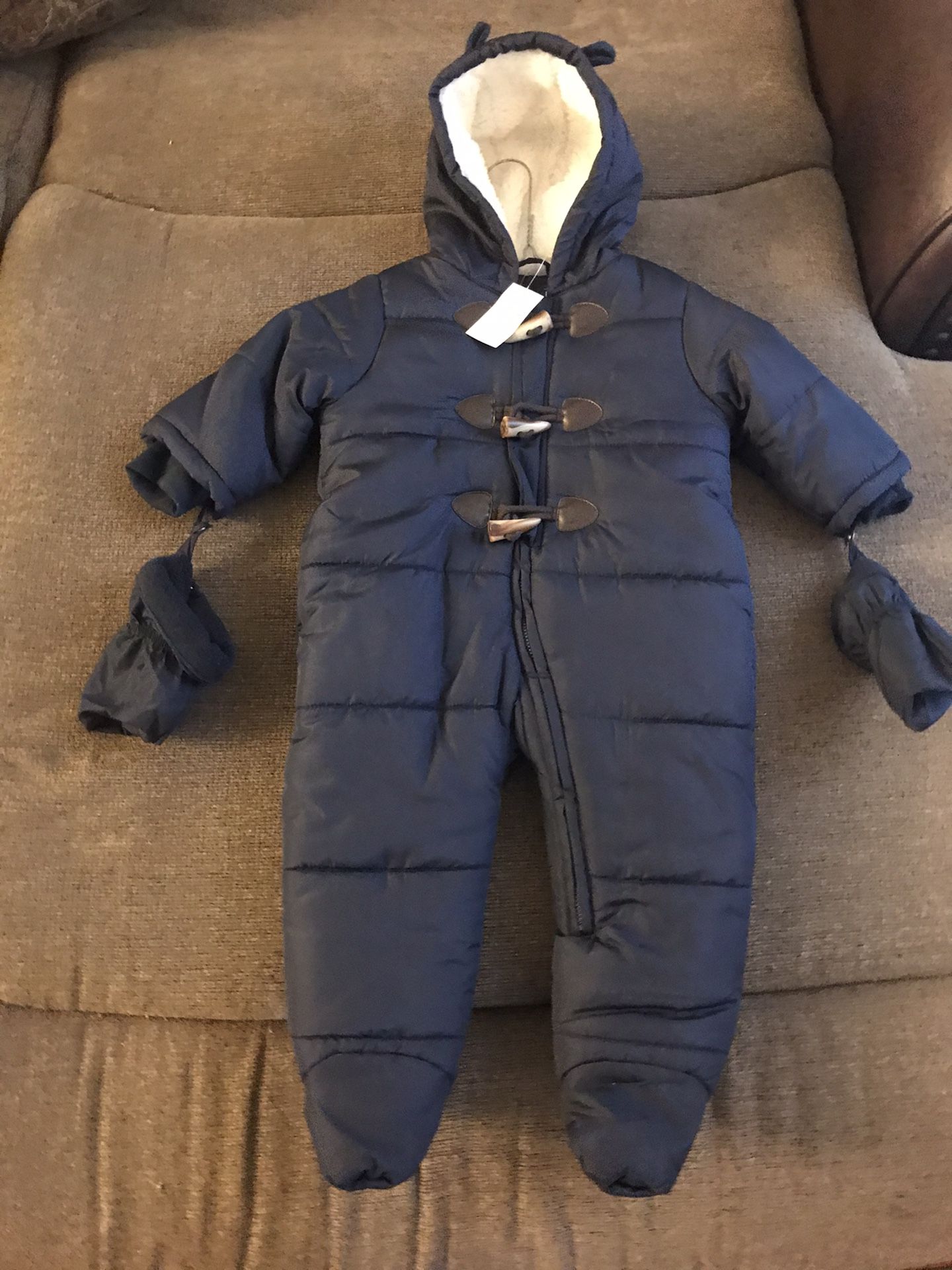 The Children’s place Baby boy Snowsuit 9-12 Months ! New with tag
