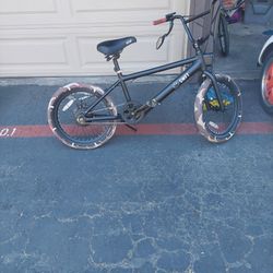 SWFT Electric BMX – Comfort Seat, Mirrors, Color Tires, Slime Tubes – $650 OBO