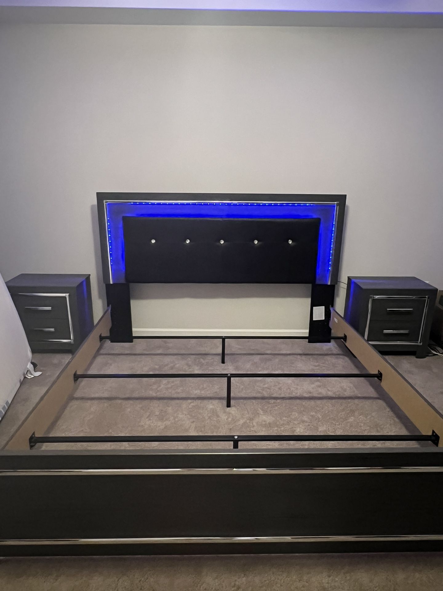 King Bedroom Set