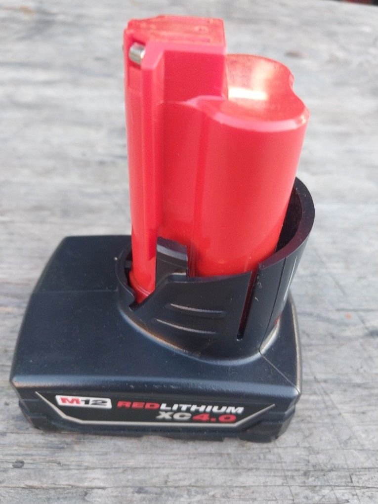 Milwaukee Battery M 12 Red Lithium X C 4 . 0 ( Condition Good )