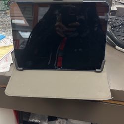 iPad 10th Gen