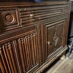 Credenza Antique 