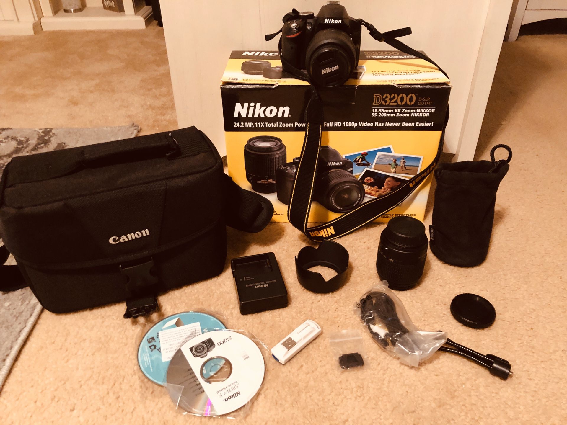 Nikon D 3200 Camera with 2 lenses