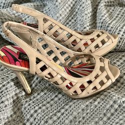 Beige Heels!!! Size 7
