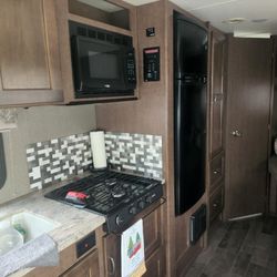2019 Rv 12000 Milles