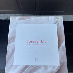 David’s Bridal Wedding Dress Preservation Kit