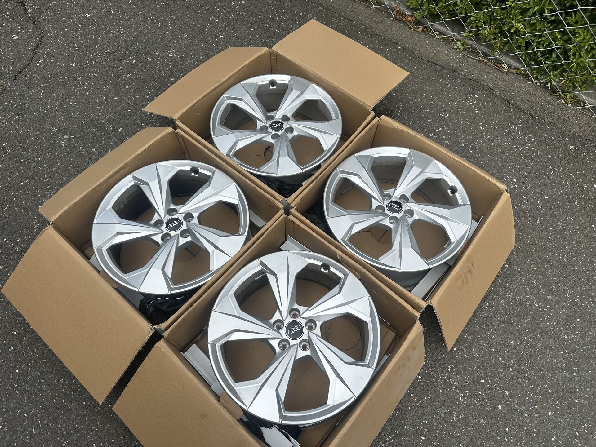 2024 Audi Q5 OEM 20” Wheels Rims Q7 Q8 SQ5 SQ7 SQ8 S RS Q3 SQ3 VW Volkswagen 5x112 20x8