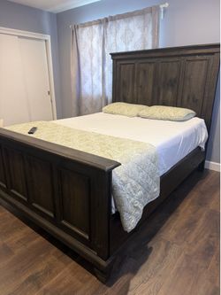 Queen bed frame for sale!