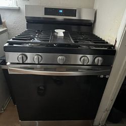 Refrigerador Y Estufa Muy Buenas Condiciones 