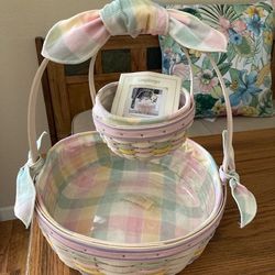 Longaberger, 2001 edition, double Easter baskets