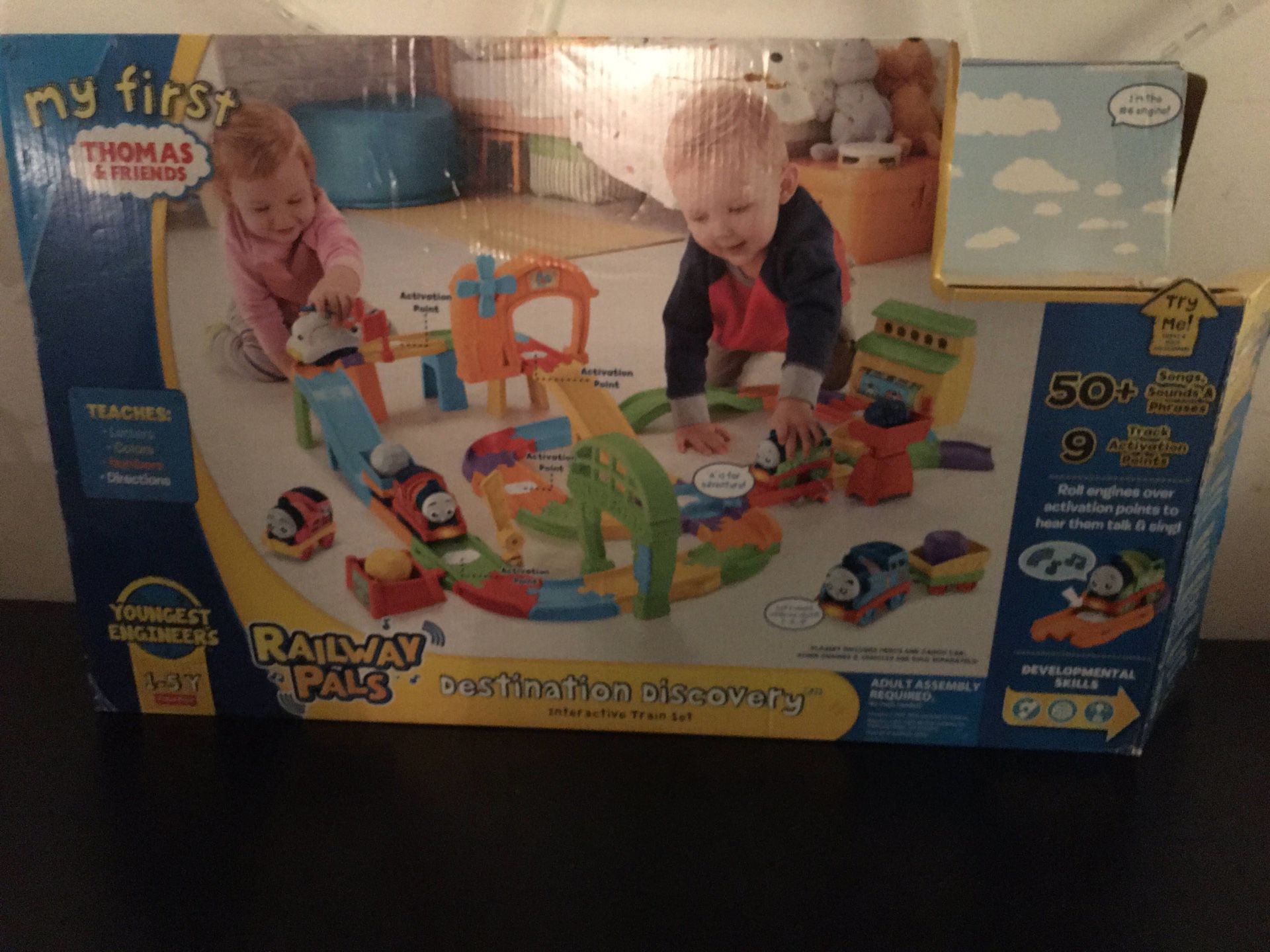 Fisher-Price My First Thomas & Friends, Railway Pals Destination Discovery Train Set