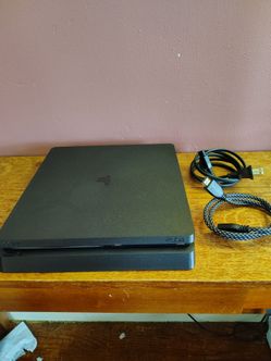 PlayStation 4 Slim (500gb)