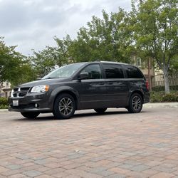 2017 Dodge Grand Caravan