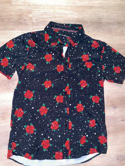Rose Themed Button Up