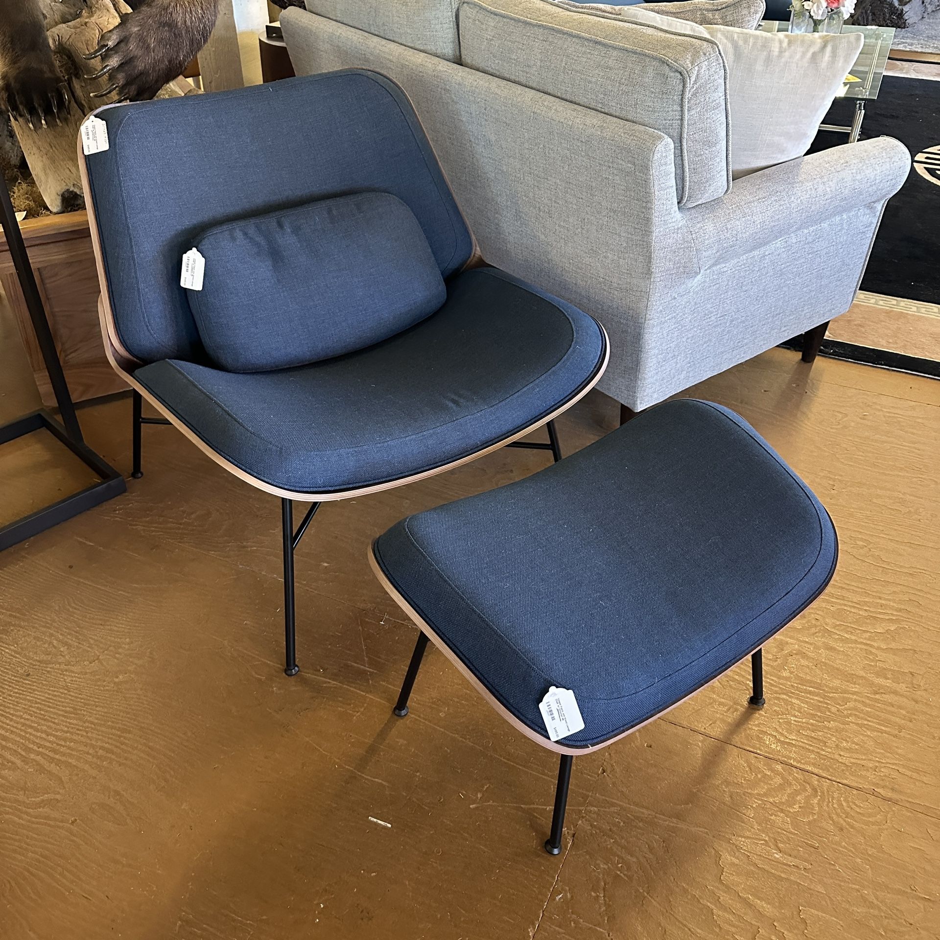 Vesper Fabric/Wood Lounge Chair W/ Ottoman