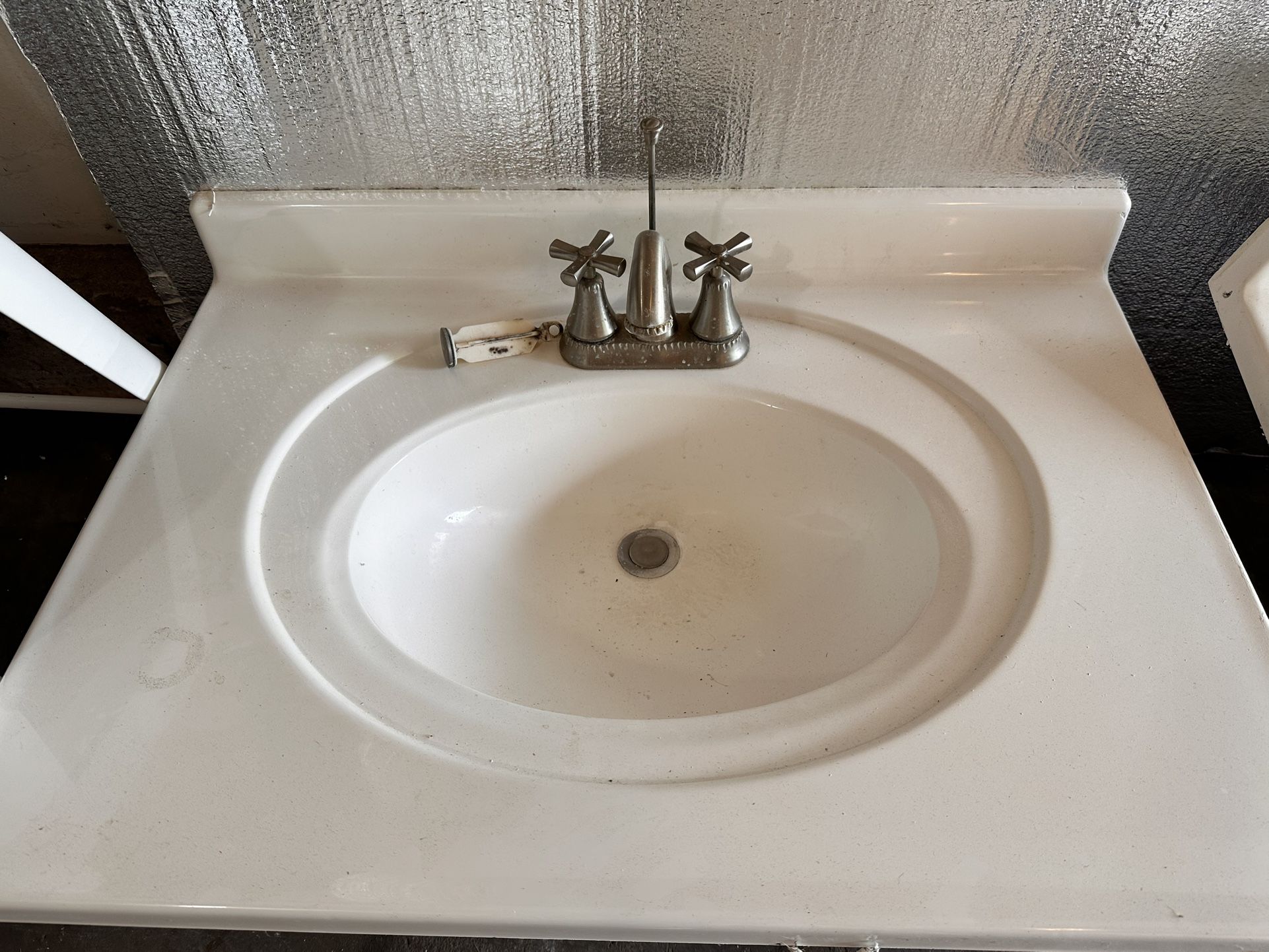 31x22 Bathroom Sink With 2 Faucets