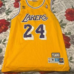 Adidads Kobe Byrant jersey #24