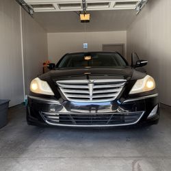 Hyundai Genesis 4-door sedan