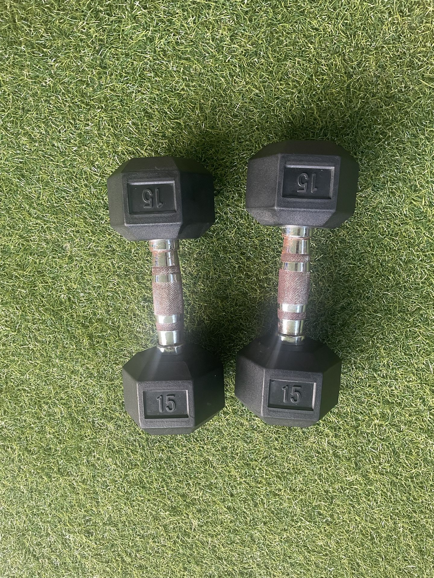 2 15 Lb Dumbbells