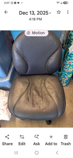 Chair (desk)