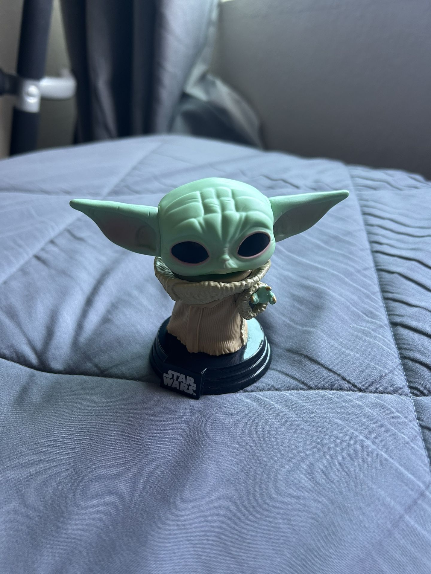 Funko Pop! Star Wars The Child Grogu 10in Bobble Head