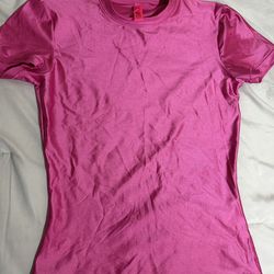 SKIMS  shirt size Medium