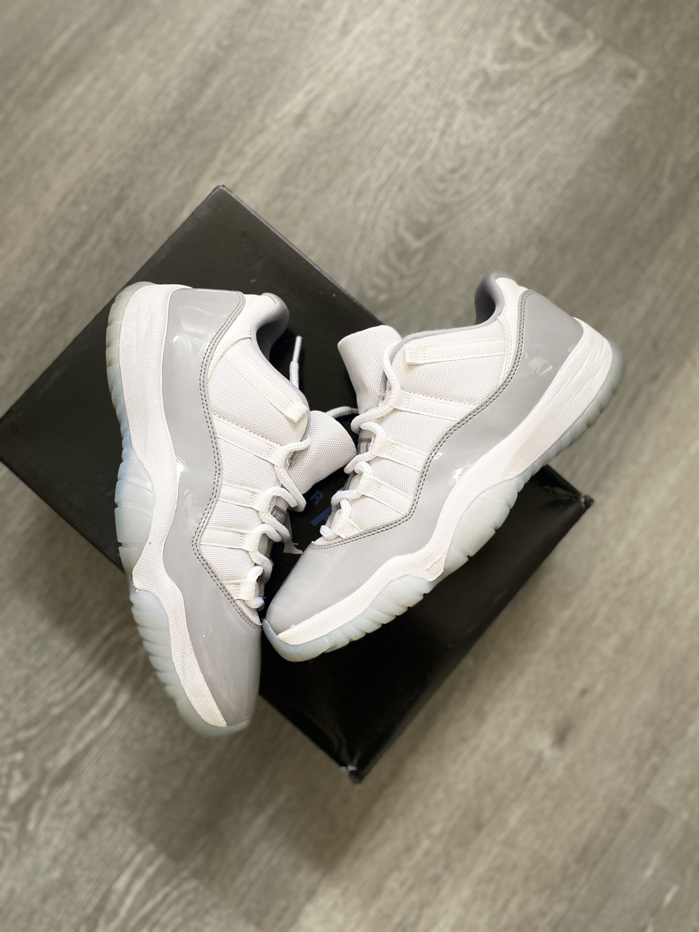 Jordan 11 Grey Cement 