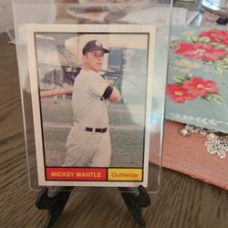Mickey Mantle Baseball Cards 