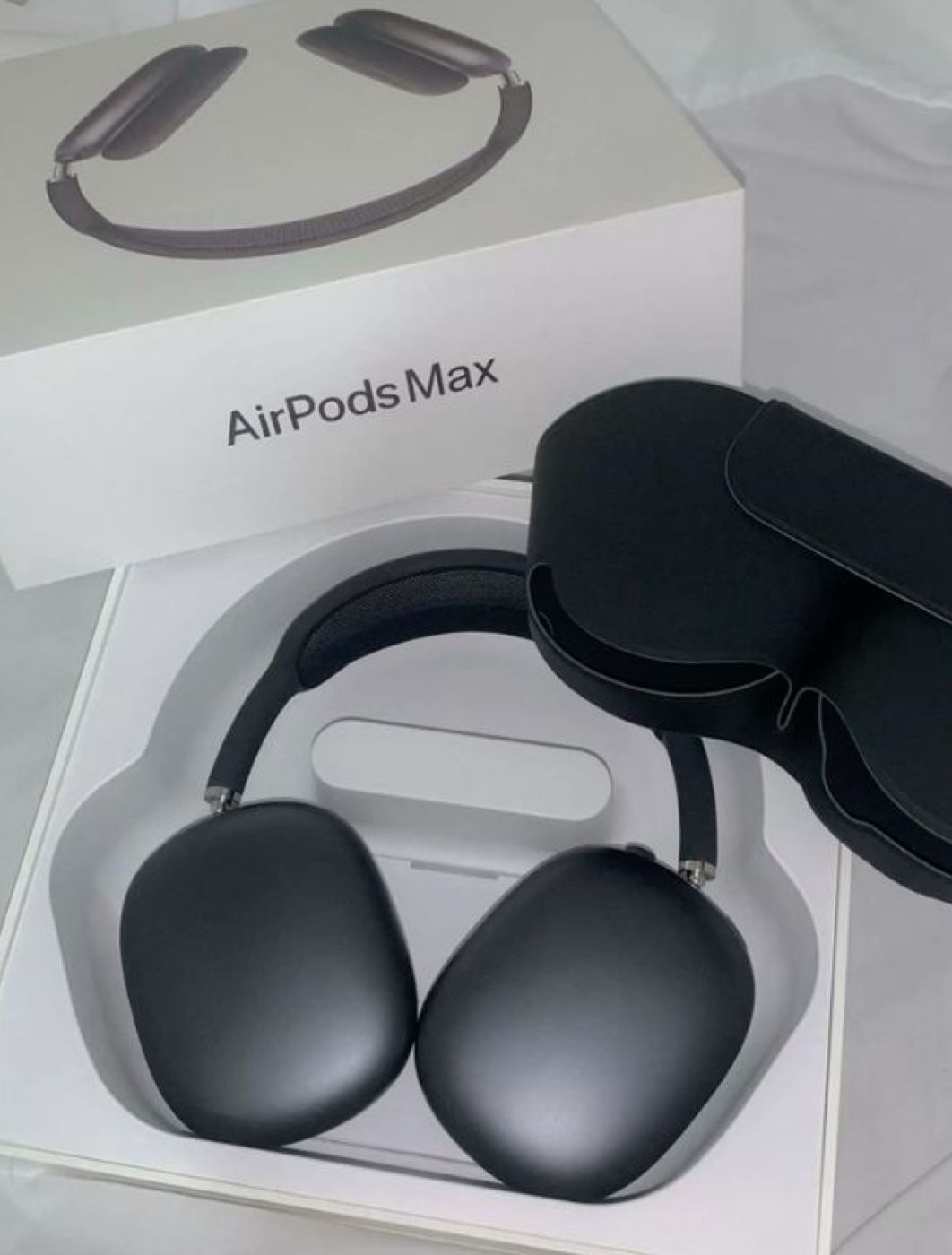 AirPods Max Brand New