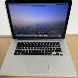 Apple Laptop  ser Pictures For More Detalla