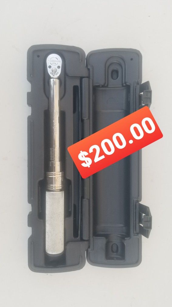 SNAP-ON TORQUE WRENCH (40-200 in-lb)