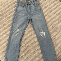 Levi's Wedgie Straight Faded High Rise Jeans 67th Ave & Thunderbird 