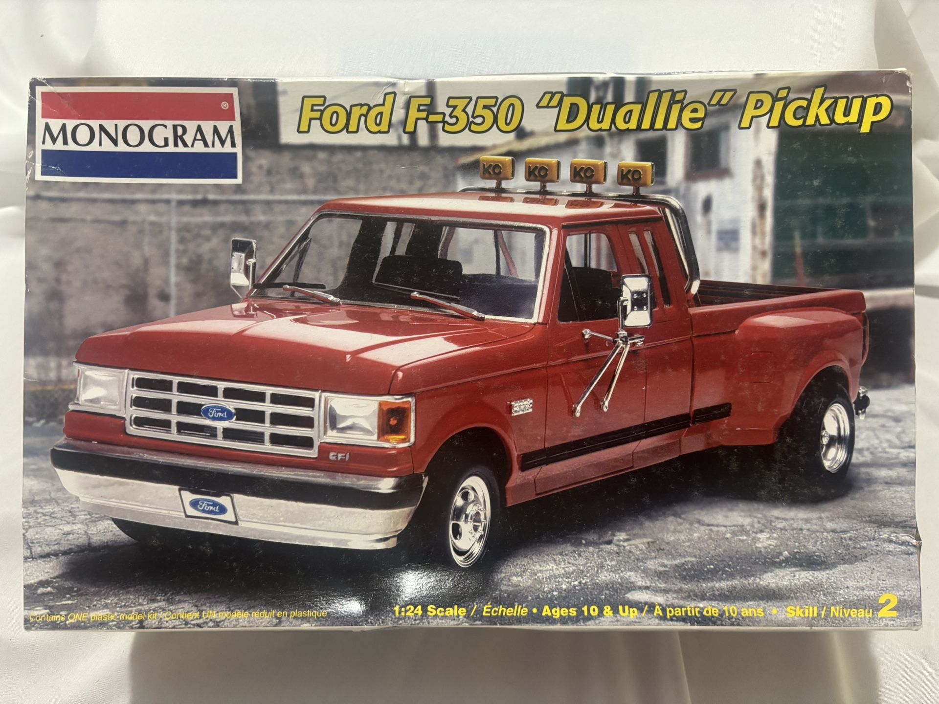 Monogram Model Kit - Ford F350