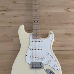 New Fender Stratocaster Guitar Set