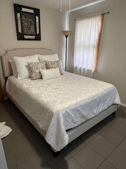 Vendo Cama Queen 