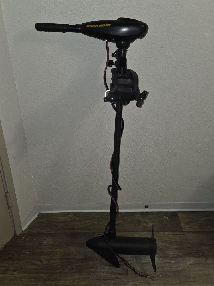 Minn Kota Endura trolling motor & marine battery box