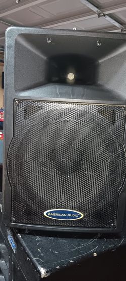 American Audio Powered Speakers (6)