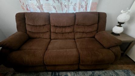 Ashley Tulen double Reclining Sofa OR Loveseat (89002)