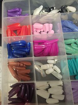 Press on nails