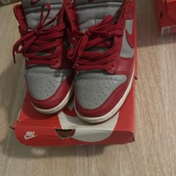 Nike Dunk (Red/Gray)