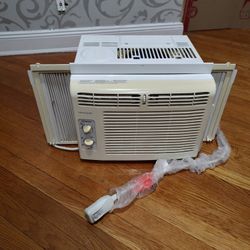 Air Conditioner, Frigidaire 