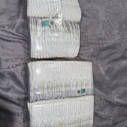 New Born Diapers 