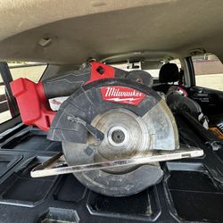 Milwaukee Skill Saw 