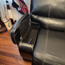 Sofa In Very Good Condition 