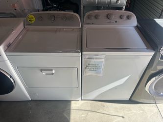 WHITE WHIRLPOOL WASHER & GAS DRYER