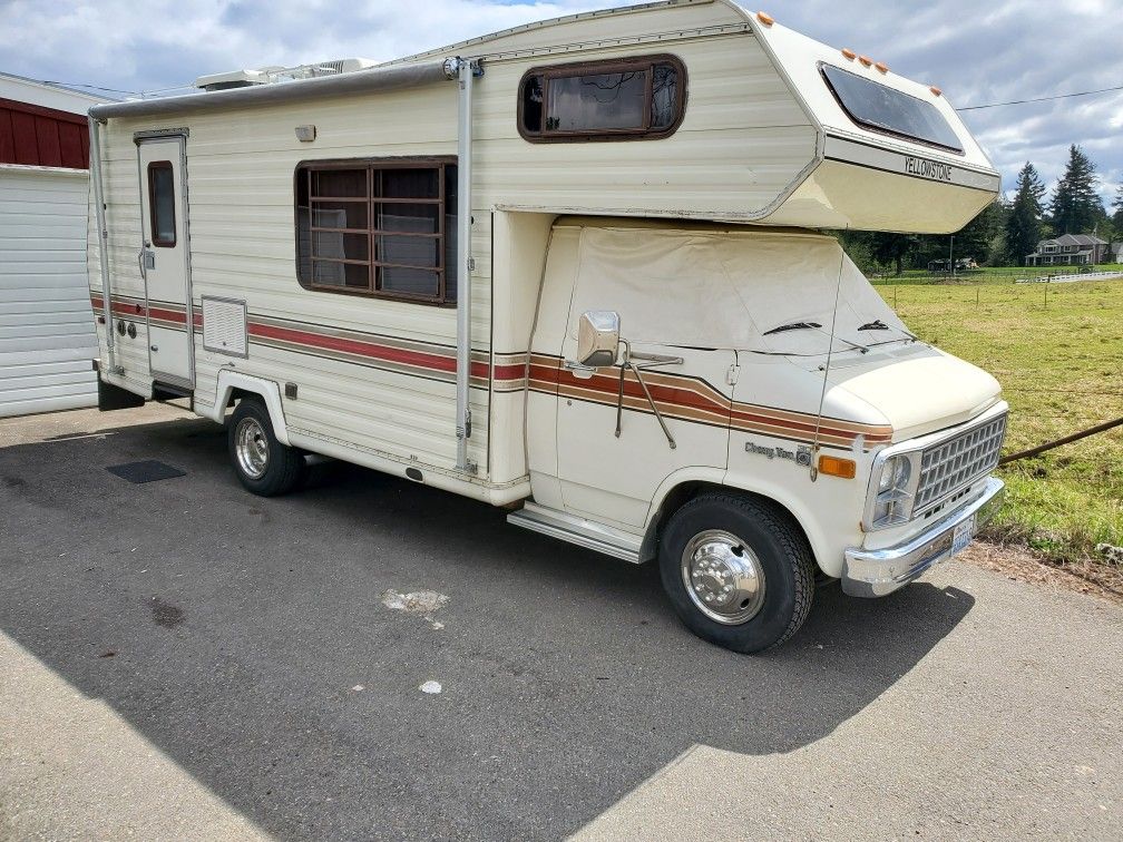 1982 chevy yellowstone motorhome for Sale in WA OfferUp